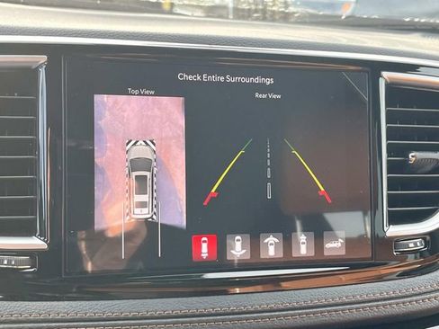 New 2026 Chrysler Pacifica Pinnacle image 32