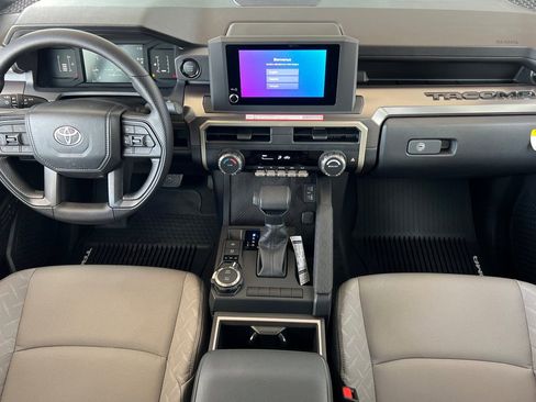 Certified 2025 Toyota Tacoma SR5 image 17