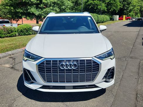 Used 2025 Audi Q3 2.0T Premium AWD/4WD image 2