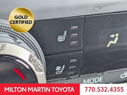 Certified 2025 Toyota Tacoma Limited AWD/4WD image 22