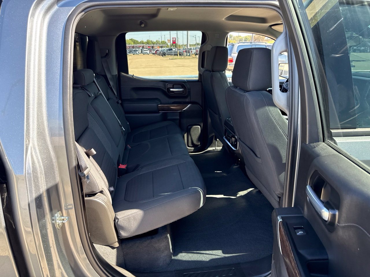 Used 2021 GMC Sierra 1500 Elevation w/ X31 Off-Road Package AWD/4WD image 11