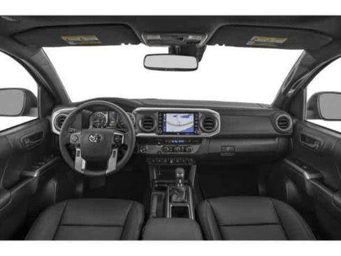 Used 2022 Toyota Tacoma Limited image 4