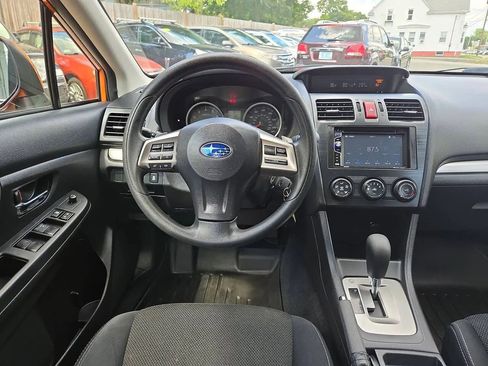 Used 2015 Subaru Crosstrek 2.0i Premium w/ Moonroof Package image 2