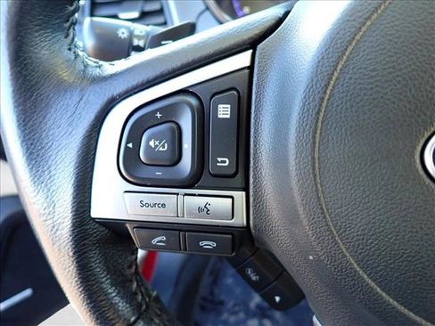 Used 2017 Subaru Outback 3.6R Limited image 16