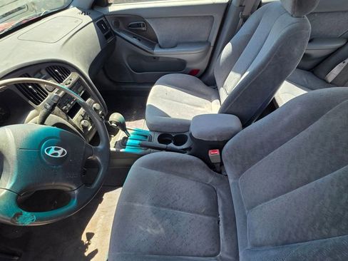 Used 2005 Hyundai Elantra GLS FWD image 10