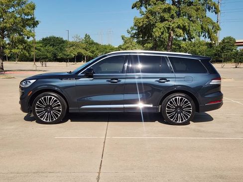 Used 2023 Lincoln Aviator Black Label w/ Class IV Trailer Tow Package AWD/4WD image 4