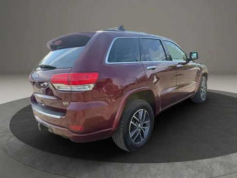 Used 2018 Jeep Grand Cherokee Overland AWD/4WD image 4