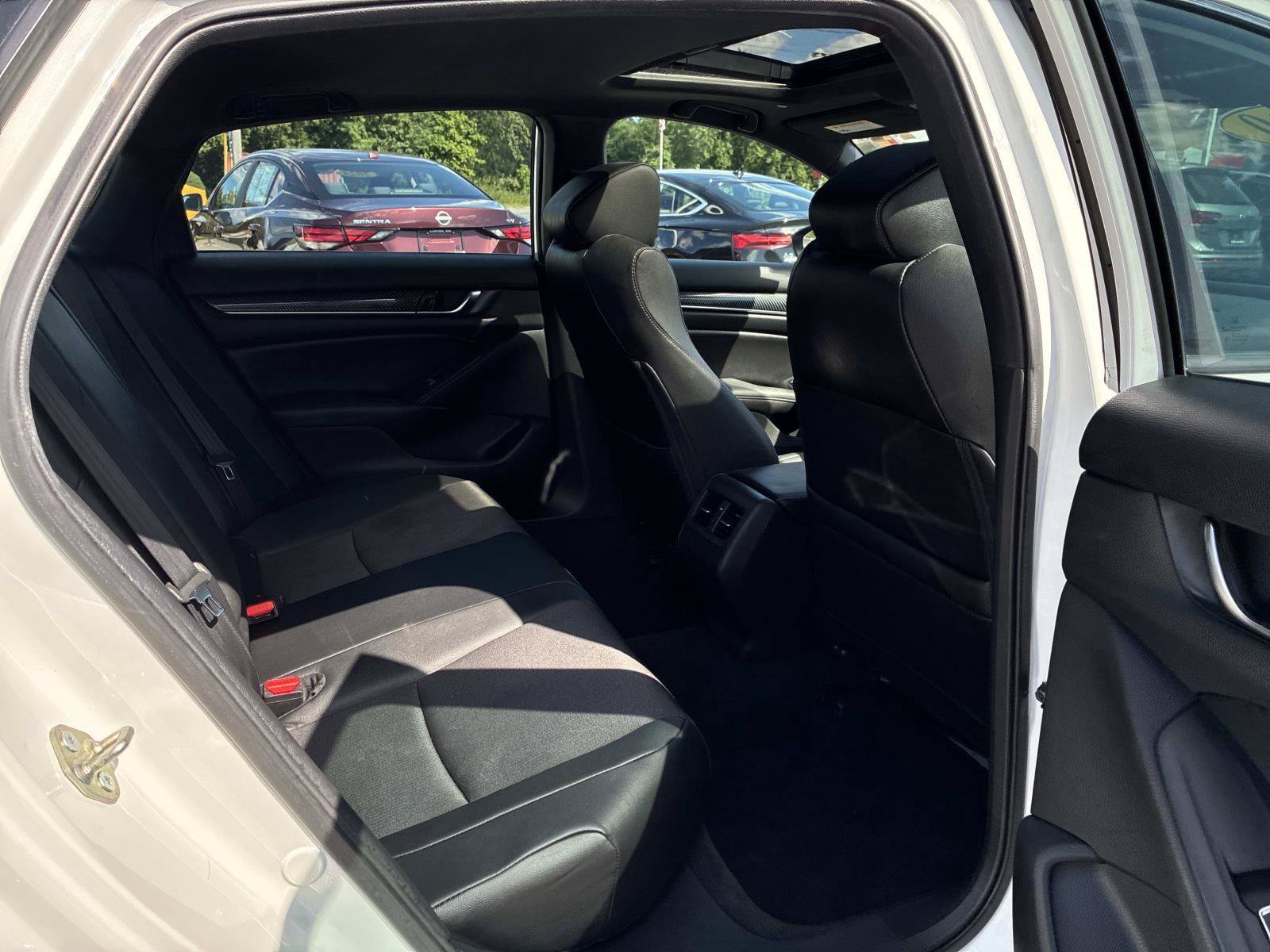 Used 2020 Honda Accord Sport image 10