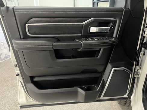 Used 2024 RAM 3500 Laramie w/ Night Edition image 22