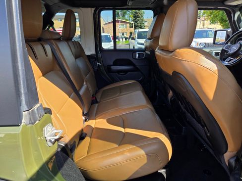 Used 2022 Jeep Wrangler Unlimited Rubicon 4xe w/ Cold Weather Group image 9