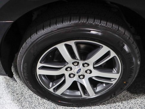 Used 2023 Ford Expedition Max Limited image 11