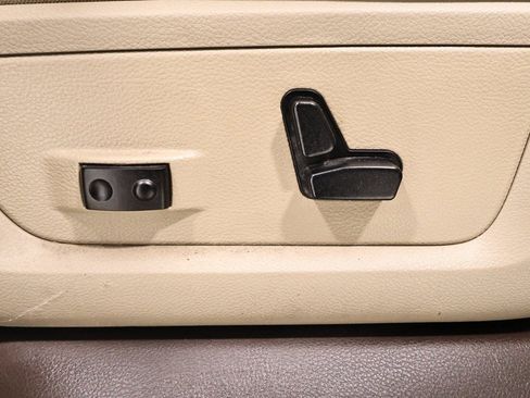 Used 2010 Dodge Ram 2500 Truck Laramie image 20