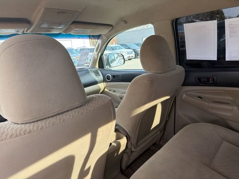 Used 2009 Toyota Tacoma PreRunner image 26