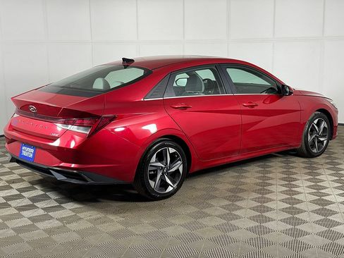 Used 2023 Hyundai Elantra Limited w/ Cargo Package FWD image 13