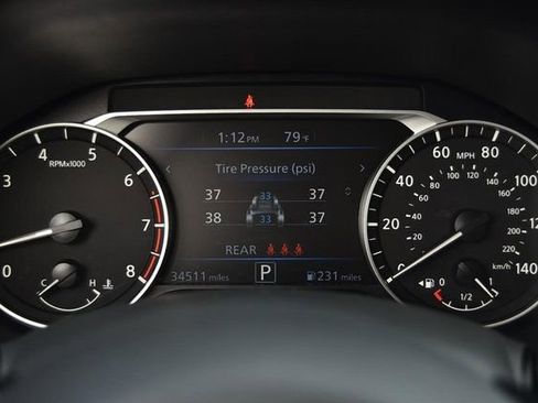 Used 2024 Nissan Altima 2.5 SR image 11