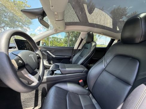 Used 2021 Tesla Model Y 2WD image 20