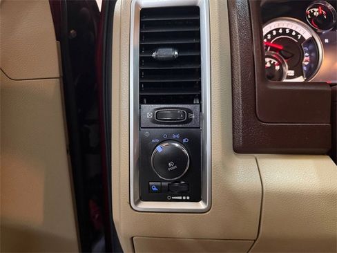 Used 2017 RAM 1500 Big Horn image 27