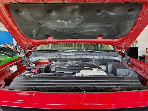 Used 2020 Nissan Titan SV w/ SV Convenience Package image 30