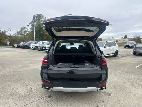 New 2026 BMW X7 xDrive40i AWD/4WD image 25