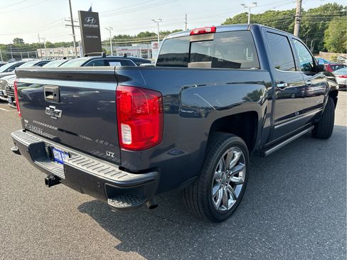 Used 2018 Chevrolet Silverado 1500 LTZ Z71 w/ Centennial Edition AWD/4WD image 32