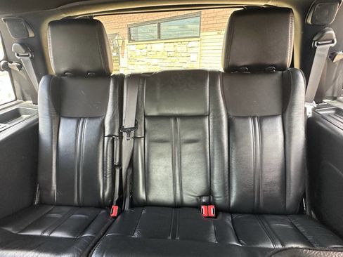 Used 2017 Lincoln Navigator Reserve RWD image 13