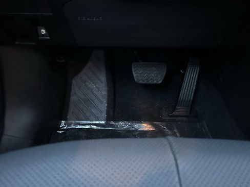 New 2026 Toyota Highlander Platinum image 17