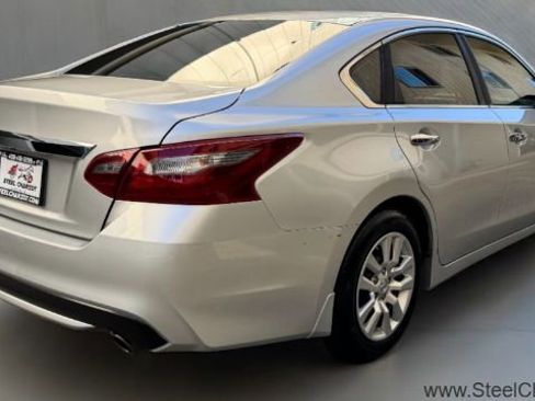 Used 2018 Nissan Altima 2.5 S w/ S Convenience Package image 5