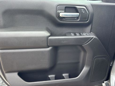 Used 2023 Chevrolet Silverado 1500 Custom RWD image 16