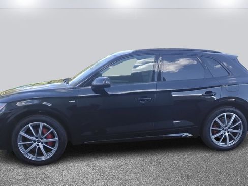 Certified 2024 Audi Q5 e Premium Plus w/ Premium Plus Package image 3