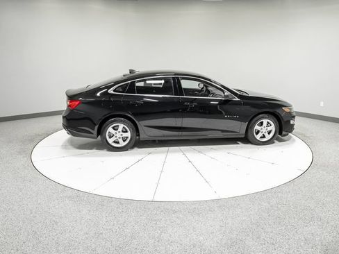 Used 2019 Chevrolet Malibu LS FWD image 26