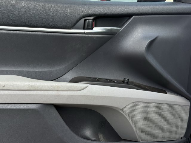 Used 2023 Toyota Camry LE w/ Convenience Package FWD image 20