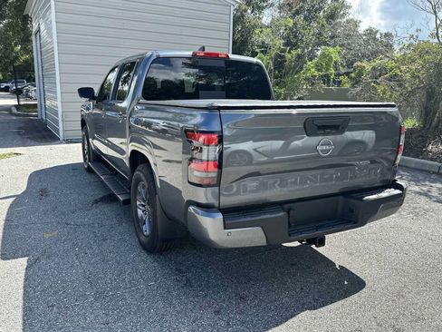 Used 2026 Nissan Frontier SV w/ SV Convenience Package RWD image 4