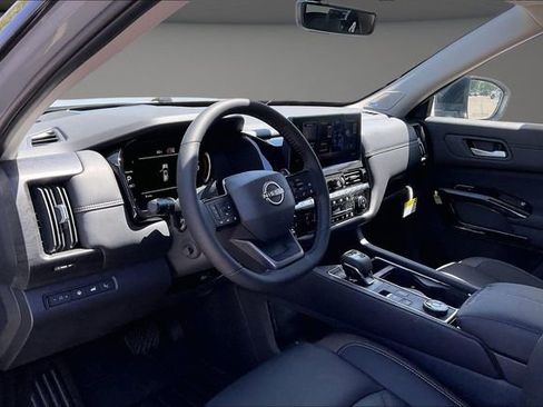 New 2026 Nissan Pathfinder Platinum AWD/4WD image 7