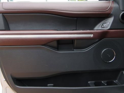 Certified 2023 Ford Expedition Max Limited image 9