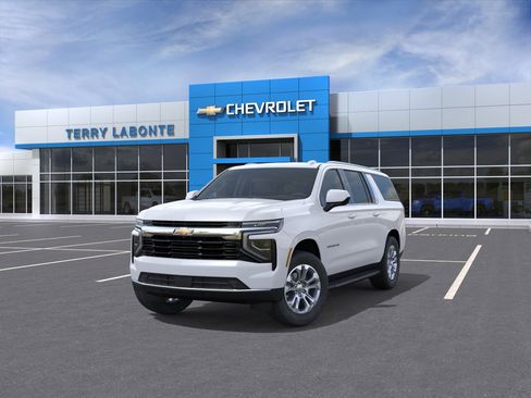 New 2026 Chevrolet Suburban LS AWD/4WD image 10