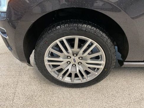 Used 2024 Ford Expedition Max Limited AWD/4WD image 11