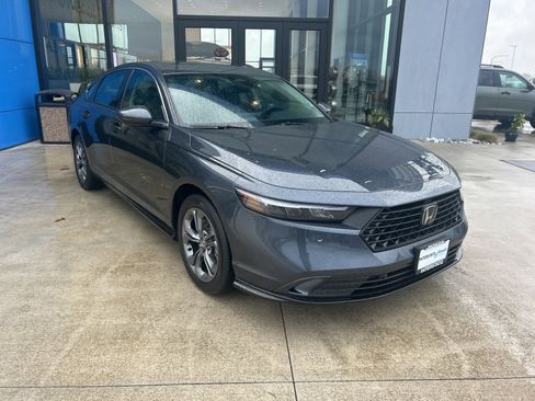 New 2025 Honda Accord EX-L image 3