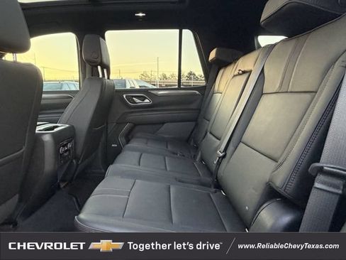 Used 2022 Chevrolet Tahoe RST AWD/4WD image 32