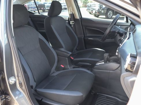 Used 2025 Nissan Versa SV w/ Trunk Package FWD image 32