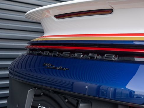 Certified 2024 Porsche 911 Dakar image 59