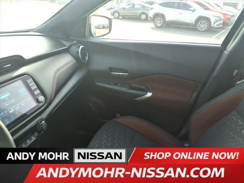 Used 2024 Nissan Kicks SR image 11