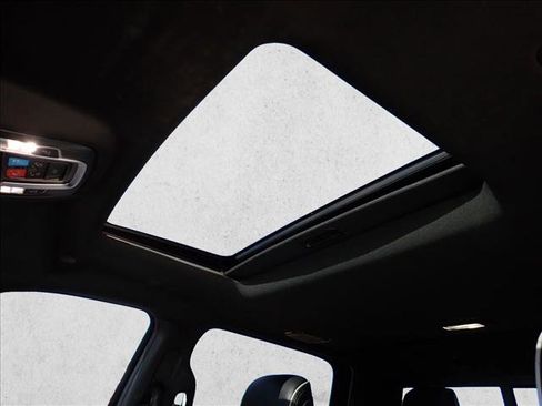 Used 2025 RAM 3500 Limited image 13