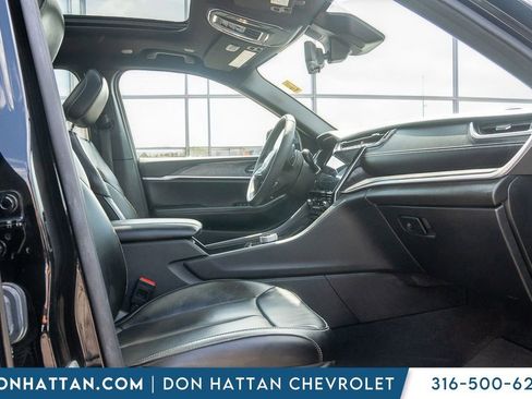 Used 2024 Jeep Grand Cherokee L Limited w/ Luxury Tech Group II AWD/4WD image 28