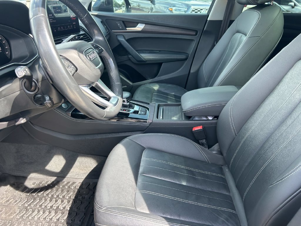Used 2021 Audi Q5 2.0T Premium Plus w/ Premium Plus Package AWD/4WD image 11