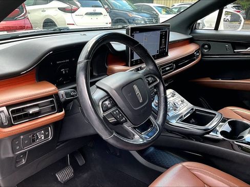 Used 2022 Lincoln Nautilus Reserve w/ Equipment Group 201A AWD/4WD image 17
