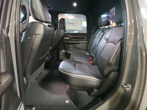 New 2026 RAM 2500 Laramie AWD/4WD image 26