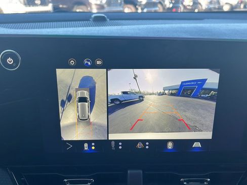 Used 2025 Chevrolet Equinox RS w/ Safety and Technology Package image 14