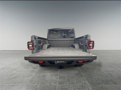 New 2026 Jeep Gladiator Mojave image 13