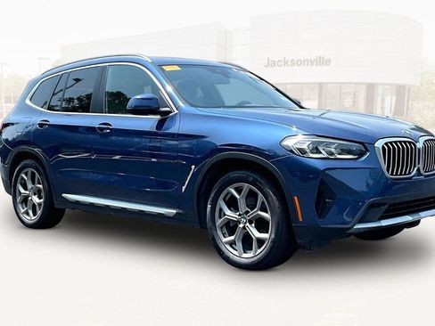 Used 2022 BMW X3 xDrive30i AWD/4WD image 3