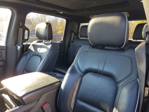 Used 2019 RAM 1500 Limited AWD/4WD image 17